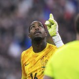 Mike Maignan décisif dans la séance des tirs au but. KEYSTONE/AP/Thibault Camus